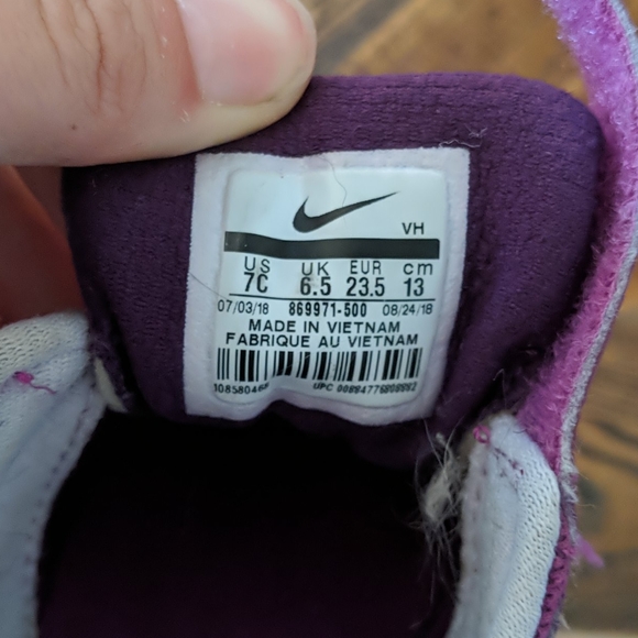 **SOLD** Toddler Girl's shoes - Picture 4 of 4